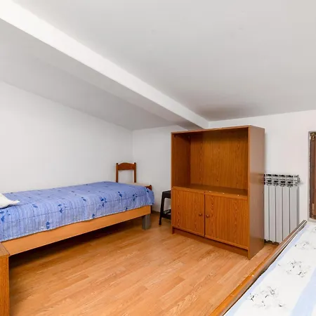 By The Sea Banjole, - 3002 * Pula