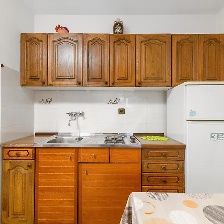 By The Sea Banjole, - 3002 * Pola