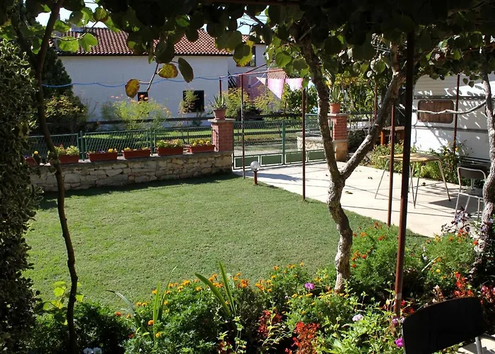 Apartment By The Sea Banjole, - 3002