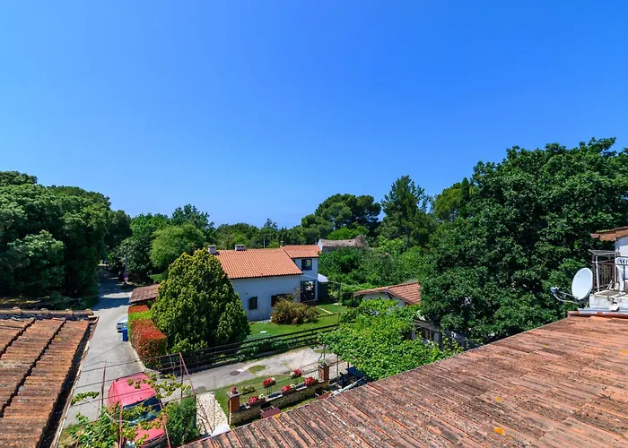 Apartment By The Sea Banjole, - 3002