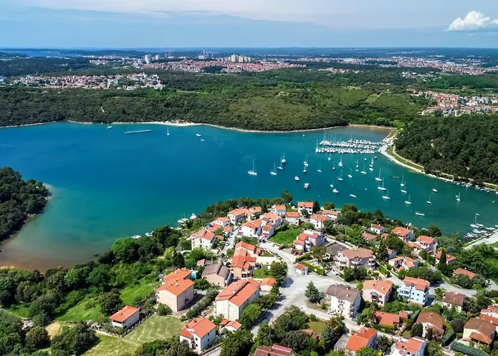 By The Sea Banjole, - 3002 Apartment *